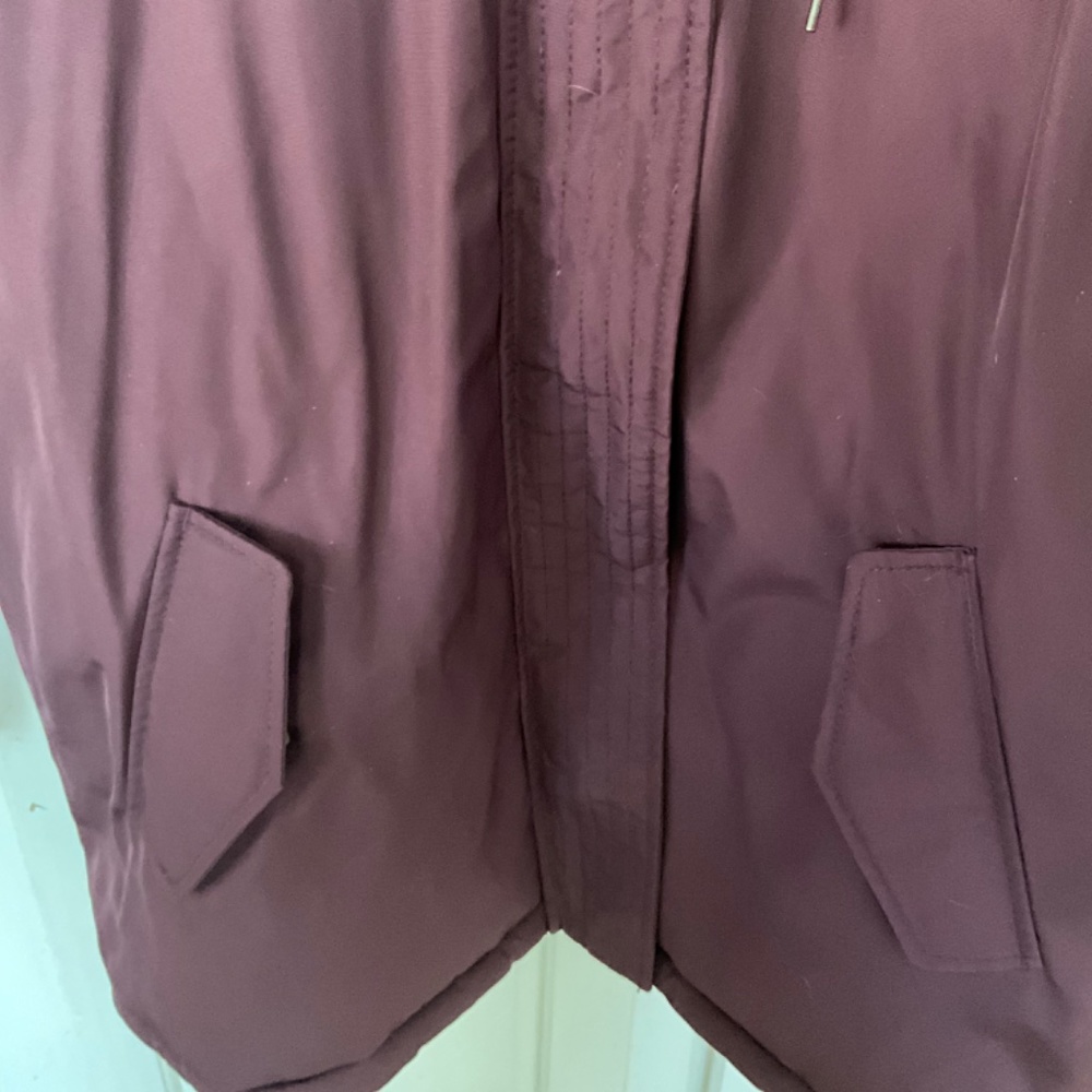 Old Navy like EUC new XL Winter jacket with faux fur hood for ski snow rain cold - Picture 9 of 11
